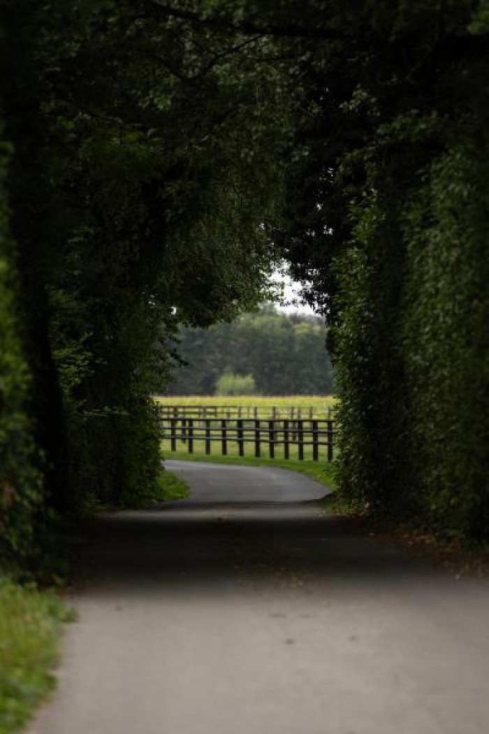 Vacature: Flexibele medewerker stal- en weideonderhoud (weekdagen)